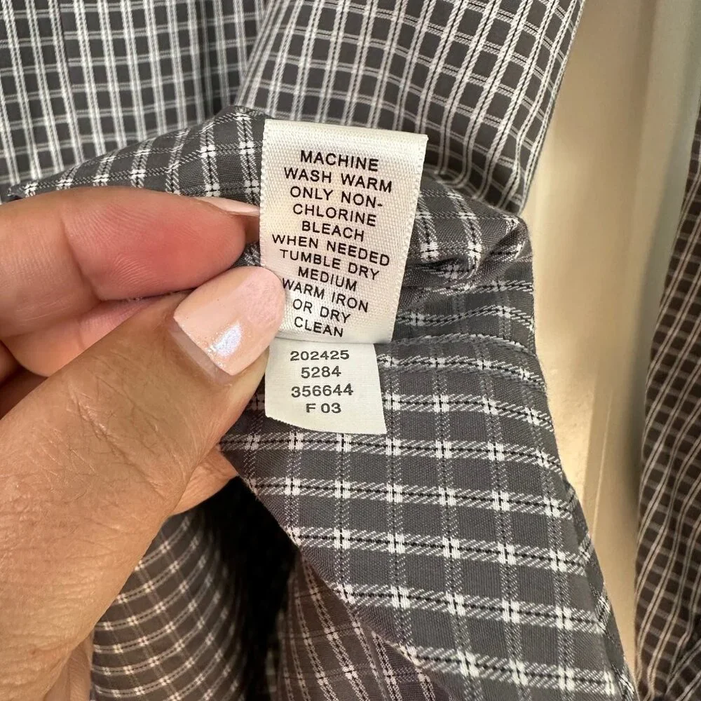 Banana Republic 100% Cotton Charcoal & White Check Button Down Long Sleeve Shirt